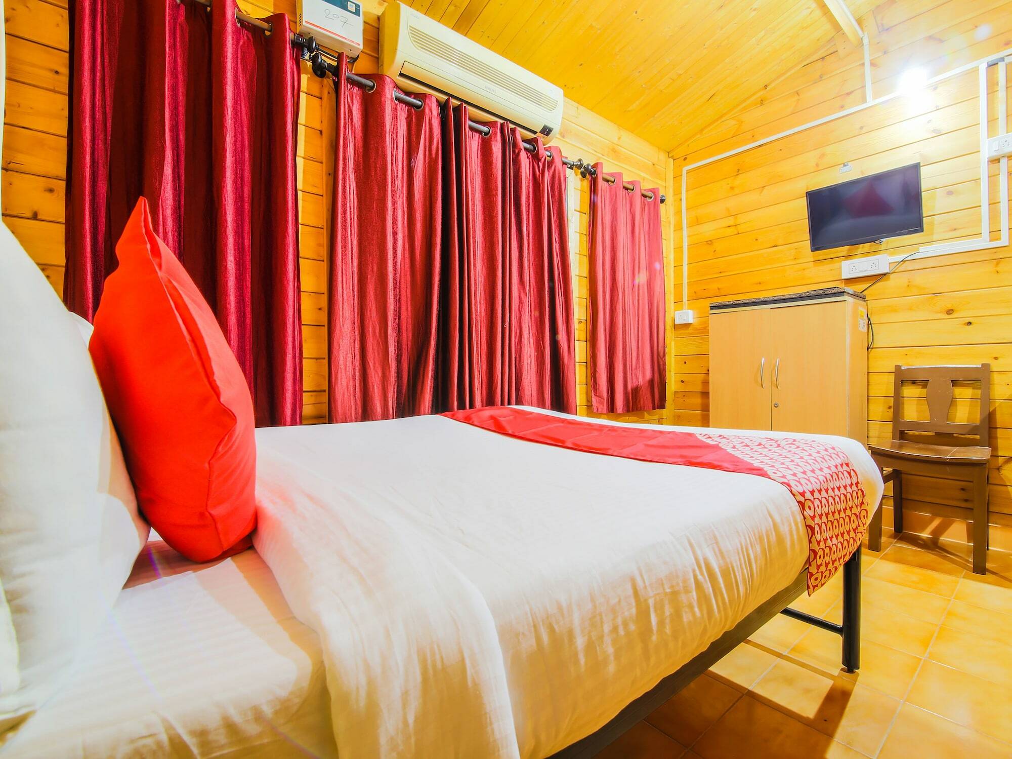 Royal Suites Andžuna Exteriér fotografie